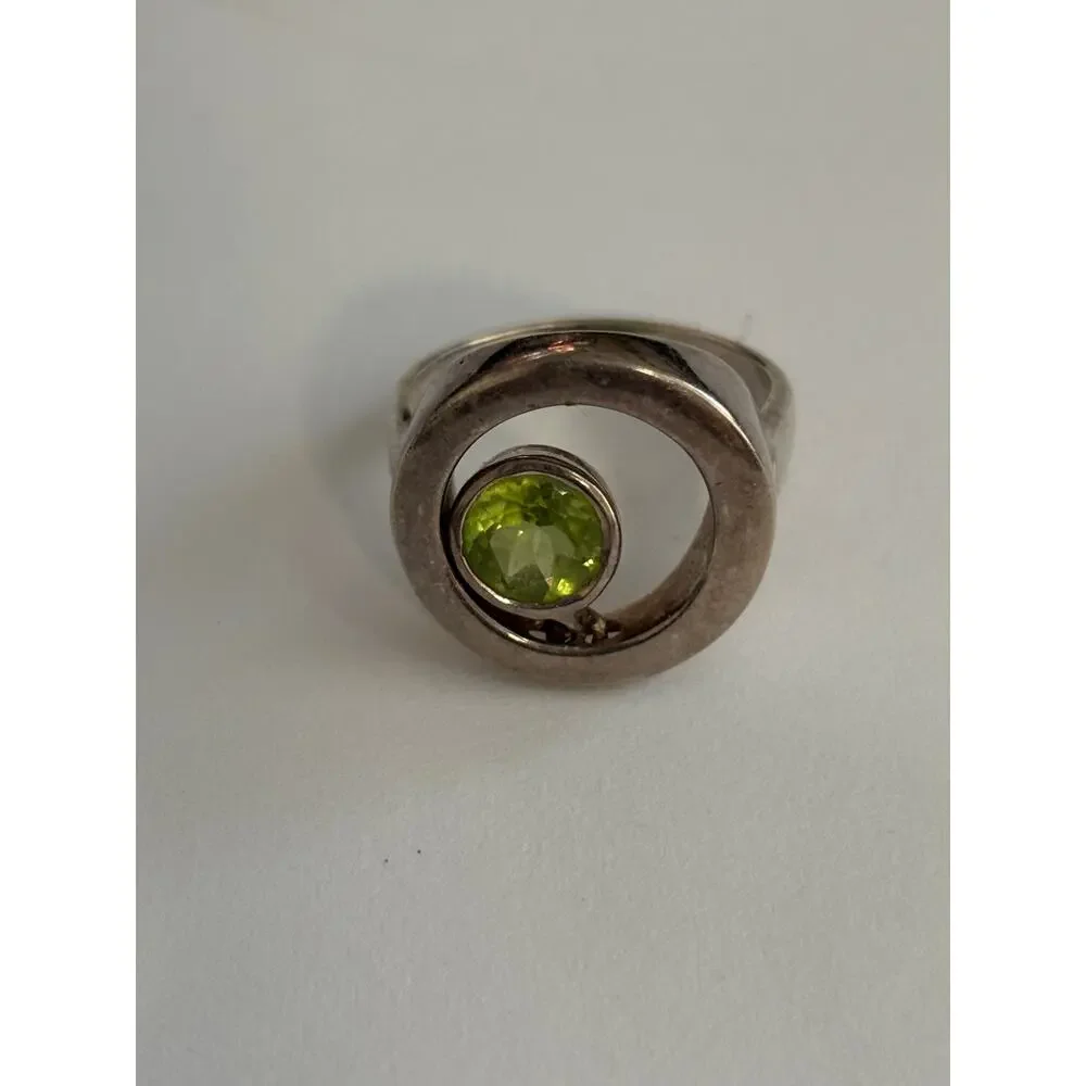 Sterling Silver Peridot Ring Size 7